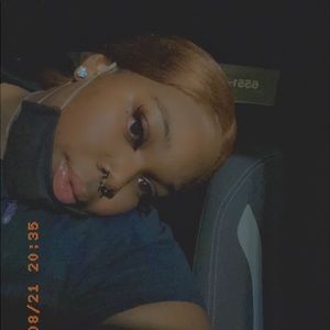 Meet your Posher, Teana